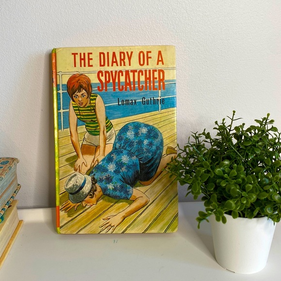 Vintage Book “The Diary of a SpyCatcher” by Lomax Guthrie - Picture 1 of 2